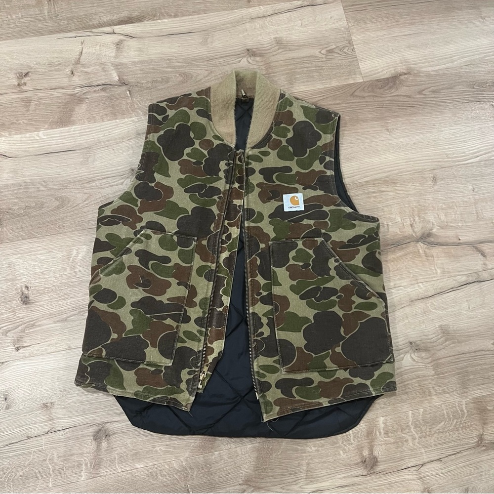 VINTAGE Men’s Carhartt Camo Vest - Picture 2 of 5
